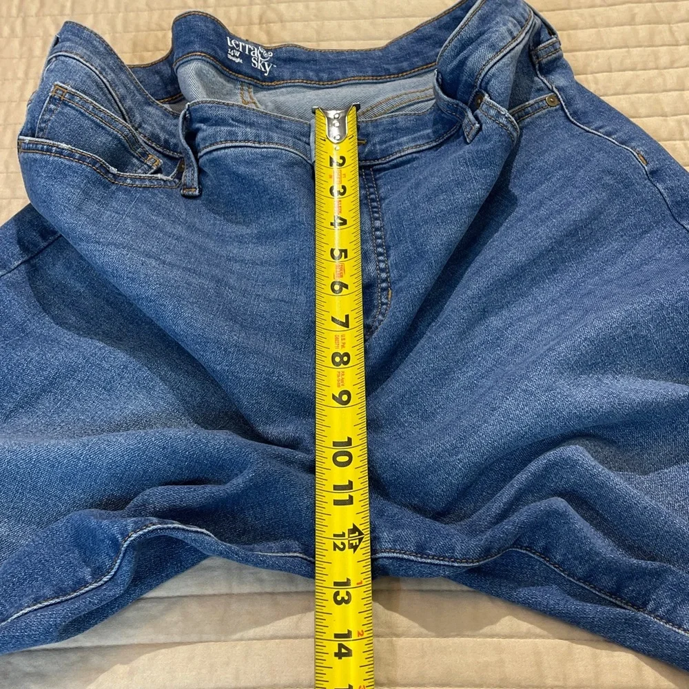 Terra & Sky STRAIGHT WOMENS SIZE 14W  Blue Jeans